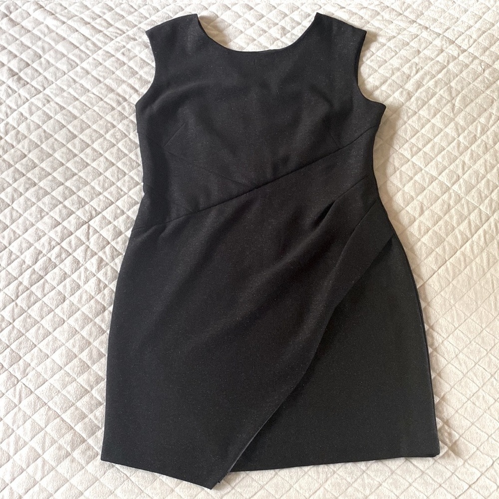 *NEW YORK & CO black sheath with metallic thread cocktail dress Size 18